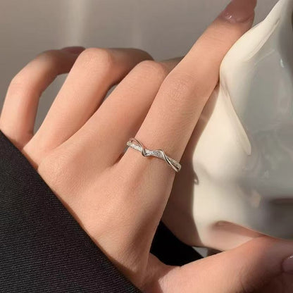 Classic Style Engagement Ring